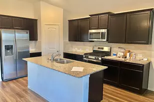 448 Saguaro Dr, Fort Worth, TX 76052 - Photo 3