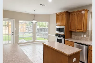 11501 Pheasant Creek Drive, Fort Worth, TX 76244 - Photo 3