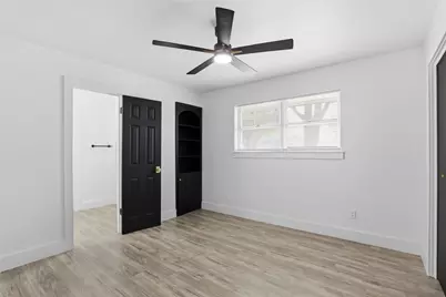 317 Cedar Creek Court, Fort Worth, TX 76103 - Photo 13