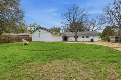 317 Cedar Creek Court, Fort Worth, TX 76103 - Photo 17