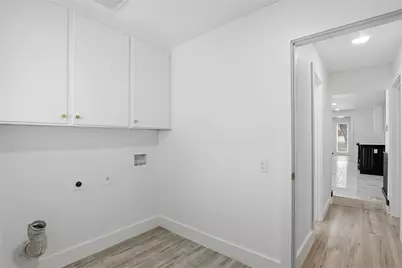 317 Cedar Creek Court, Fort Worth, TX 76103 - Photo 9