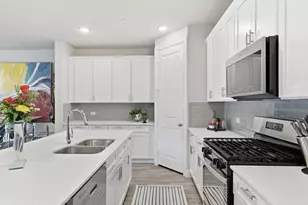 215 Suma Dr, Euless, TX 76040 - Photo 15