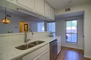 7510 Holly Hill Dr, Dallas, TX 75231 - Photo 5