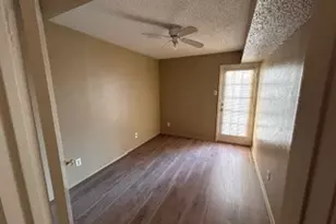 9520 Royal Ln, Dallas, TX 75243 - Photo 7