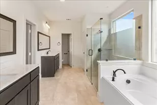 929 Ryed Ln, Fort Worth, TX 76120 - Photo 27