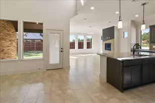 929 Ryed Ln, Fort Worth, TX 76120 - Photo 15