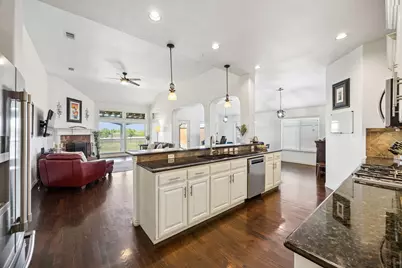 2265 Hideaway Pointe Drive, Little Elm, TX 75068 - Photo 11