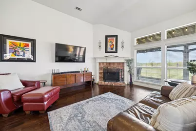 2265 Hideaway Pointe Drive, Little Elm, TX 75068 - Photo 5