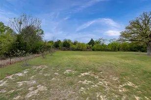 208 Ellis Creek Dr, Weatherford, TX 76085 - Photo 35