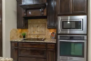 208 Ellis Creek Dr, Weatherford, TX 76085 - Photo 21