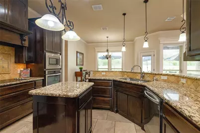 208 Ellis Creek Drive, Weatherford, TX 76085 - Photo 21