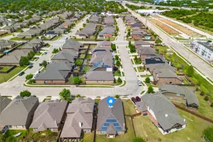 1302 Venezia Ln, Lewisville, TX 75077 - Photo 9