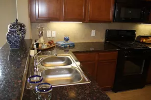 2777 Cresent Lake Dr, Little Elm, TX 75068 - Photo 5