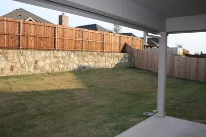 2777 Cresent Lake Drive, Little Elm, TX 75068 - Photo 11