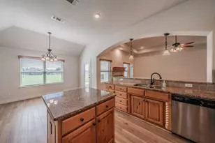 105 Briar Mdws Cir, Azle, TX 76020 - Photo 11