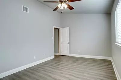 110 Wildbriar Street, Euless, TX 76039 - Photo 11