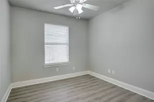 110 Wildbriar St, Euless, TX 76039 - Photo 13