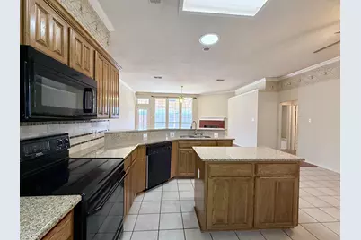 8166 Berkshire Drive, Fort Worth, TX 76137 - Photo 5