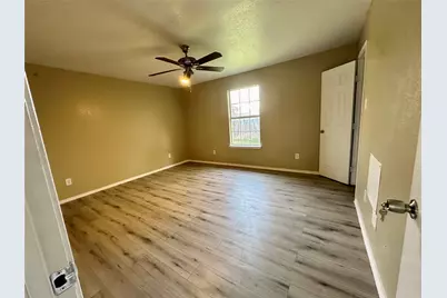 307 Kings Way Drive, Mansfield, TX 76063 - Photo 5