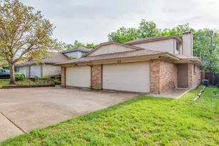 123 - 121 Allencrest Dr, White Settlement, TX 76108 - Photo 3