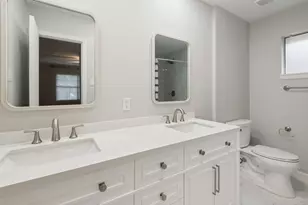 1809 Glenbrook Dr, Irving, TX 75061 - Photo 19