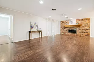 1809 Glenbrook Dr, Irving, TX 75061 - Photo 5