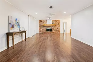 1809 Glenbrook Dr, Irving, TX 75061 - Photo 3