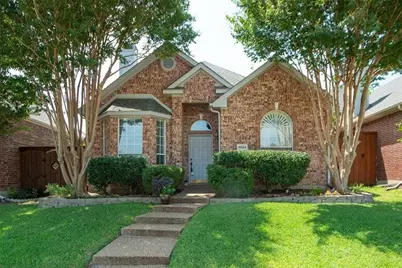 3024 Silver Springs Lane, Plano, TX 75025 - Photo 1