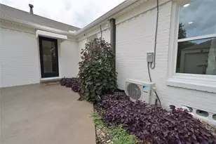 2226 Carnes St, Dallas, TX 75208 - Photo 37