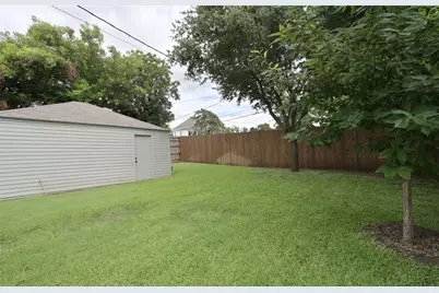 2226 Carnes Street, Dallas, TX 75208 - Photo 37