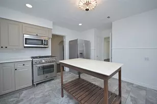 2226 Carnes St, Dallas, TX 75208 - Photo 11