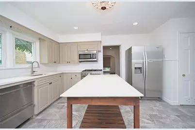 2226 Carnes Street, Dallas, TX 75208 - Photo 13