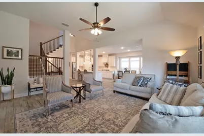 412 W Autumn Hill Bluff, Lavon, TX 75166 - Photo 3