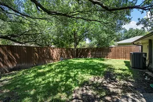3115 Walnut Hill Ln, Dallas, TX 75229 - Photo 37