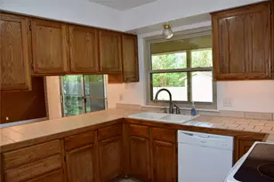 4208 Blossom Trail, Arlington, TX 76016 - Photo 5