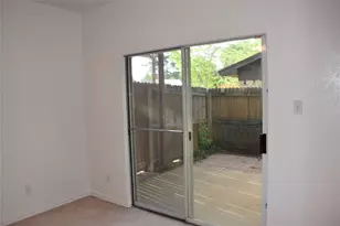 4208 Blossom Trail, Arlington, TX 76016 - Photo 13