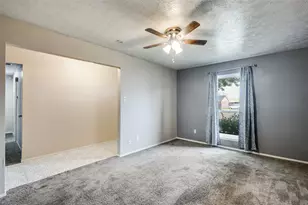 82 E Mountain Creek Dr E, Grand Prairie, TX 75052 - Photo 3