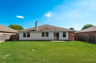 210 Long Prairie Dr, Forney, TX 75126 - Photo 19