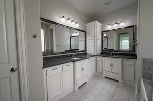 1304 Damsel Caitlyn Dr, Lewisville, TX 75056 - Photo 9