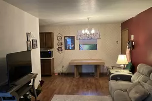 604 S Cedar St, Seymour, TX 76380 - Photo 9