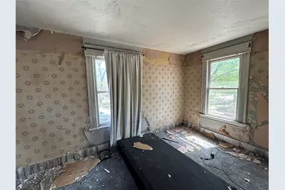 1800 Hurley Avenue, Fort Worth, TX 76110 - Photo 7