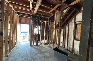 1800 Hurley Ave, Fort Worth, TX 76110 - Photo 11