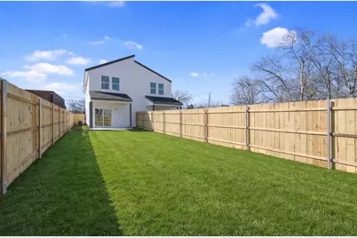 2113 Wright Street, Greenville, TX 75401 - Photo 17