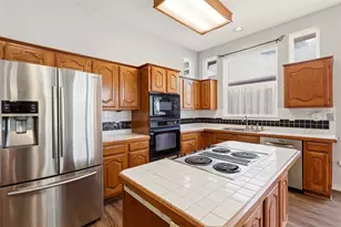 1421 Susan Ln, Carrollton, TX 75007 - Photo 9