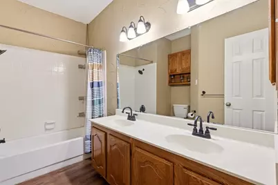 1421 Susan Lane, Carrollton, TX 75007 - Photo 17