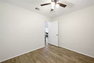 1525 Wickham Dr, Burleson, TX 76028 - Photo 19