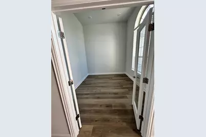 1704 Dunbrook Road, McKinney, TX 75071 - Photo 7