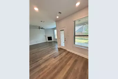 1704 Dunbrook Road, McKinney, TX 75071 - Photo 3