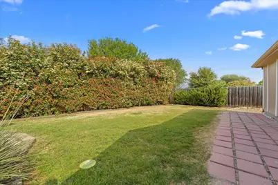 1024 Choke Cherry Lane, Crowley, TX 76036 - Photo 33