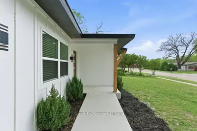 1421 Swiss, Arlington, TX 76010 - Photo 3